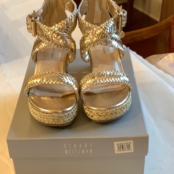 stuart weitzman girls sandals
